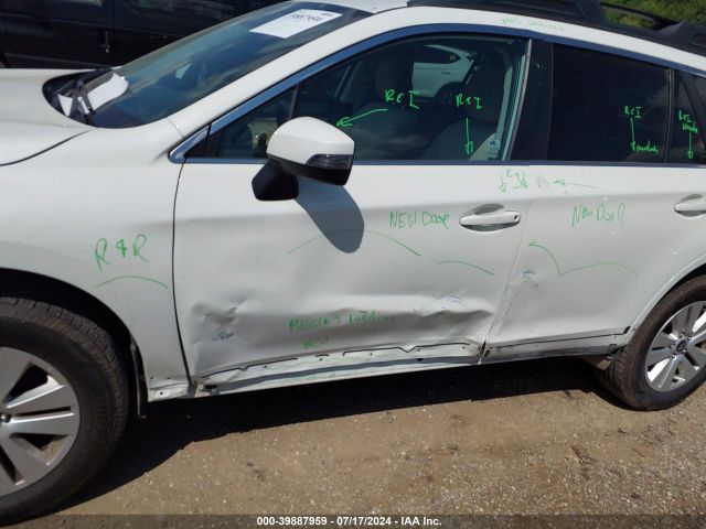4S4BSBFC8G3201844 Subaru Outback 2.5i Premium
