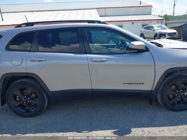 1C4PJMDSXHW569624 Jeep Cherokee High Altitude 4x4