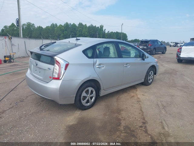JTDKN3DU2F1881912 Toyota Prius