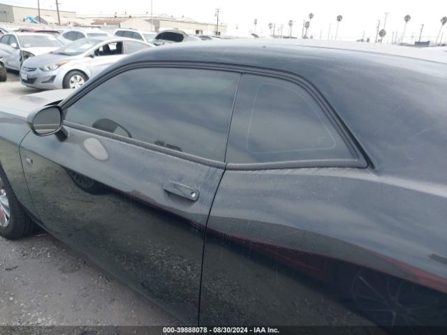 2C3CDZGG7PH645540 Dodge Challenger Sxt Awd