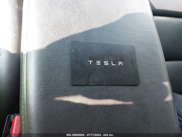 5YJ3E1EB3JF067337 Tesla Model 3 Long Range/performance