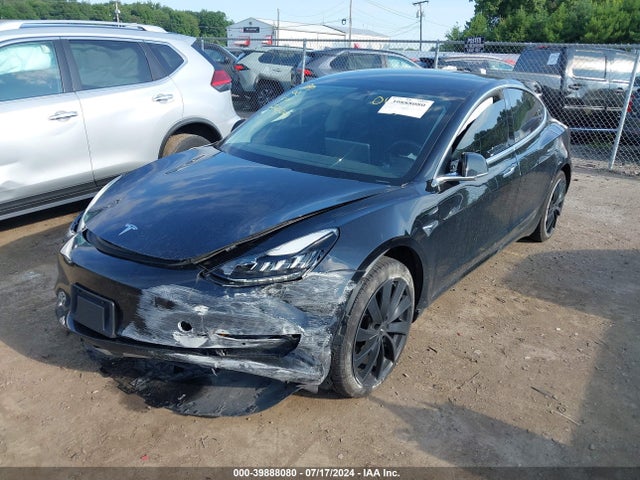 5YJ3E1EB3JF067337 Tesla Model 3 Long Range/performance