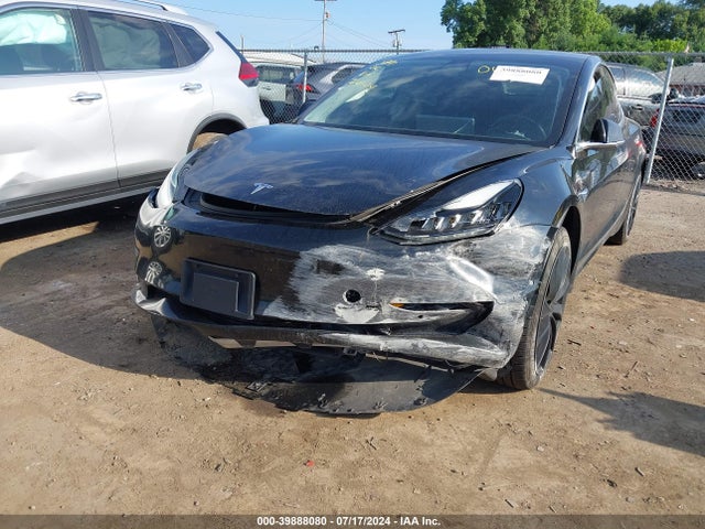5YJ3E1EB3JF067337 Tesla Model 3 Long Range/performance