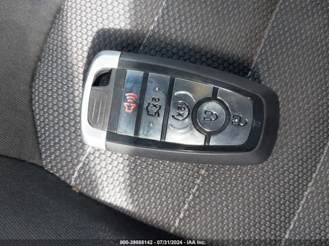 2FMPK3G90HBB10387 Ford EDGE SE
