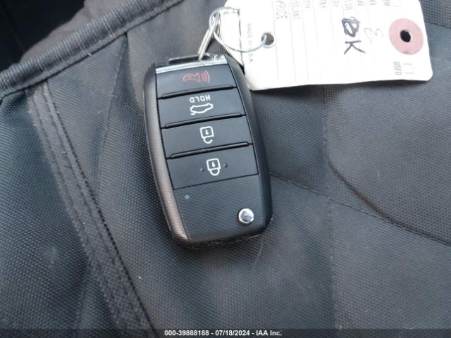 5XXGT4L38KG356281 KIA Optima Lx