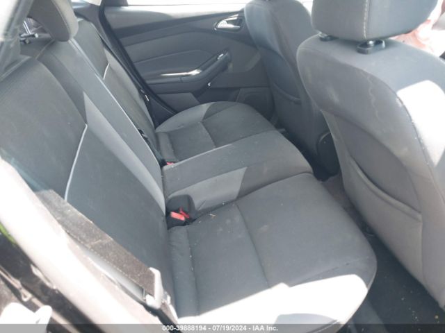 1FADP3K2XEL308821 Ford FOCUS SE