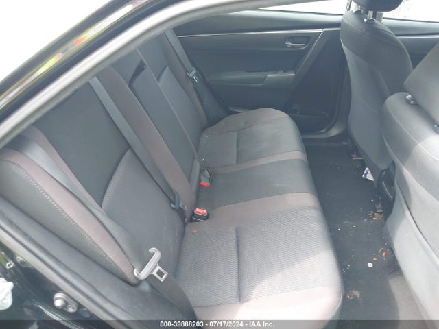 Toyota COROLLA LE 2018 5YFBURHE1JP852463 Image 8