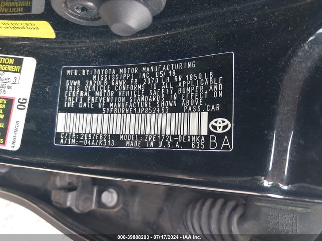 Toyota COROLLA LE 2018 5YFBURHE1JP852463 Image 9