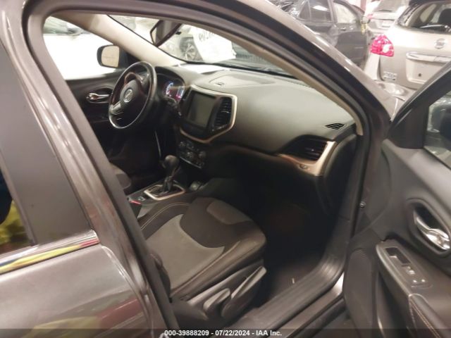 1C4PJLCB9EW248889 Jeep Cherokee Latitude