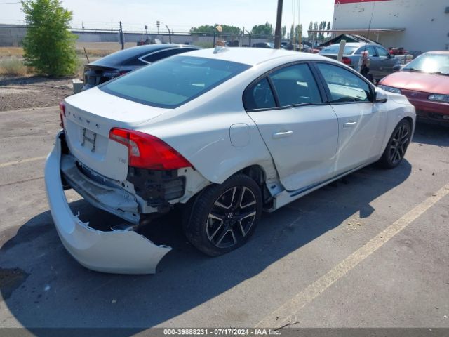 YV126MFL1H2421560 Volvo S60 T5 Dynamic