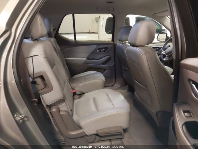 1GNEVHKW8JJ262598 Chevrolet Traverse 3lt