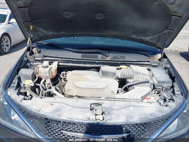 2C4RC1EG9JR101491 Chrysler Pacifica Touring L Plus