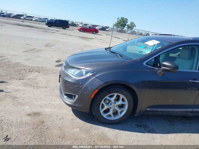 2C4RC1EG9JR101491 Chrysler Pacifica Touring L Plus