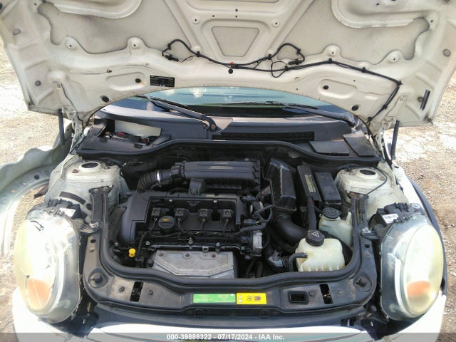 2011 MINI COOPER WMWSU3C54BT095943 Photo 9