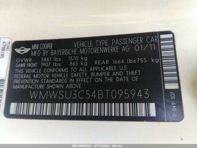 2011 MINI COOPER WMWSU3C54BT095943 Photo 8