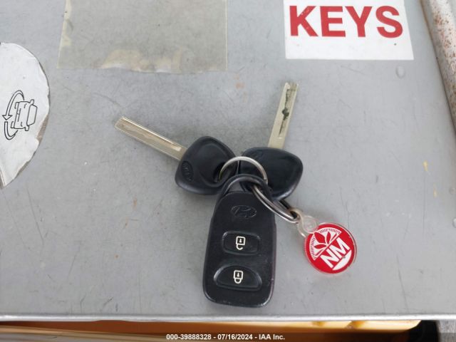 KMHCT4AE6GU951226 Hyundai ACCENT SE