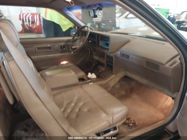 1988 CADILLAC ELDORADO 1G6EL1156JU611578 Photo 4