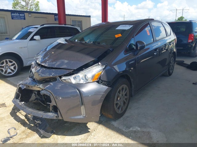 Toyota Prius V Four 2015 JTDZN3EU6FJ017863 Image 2
