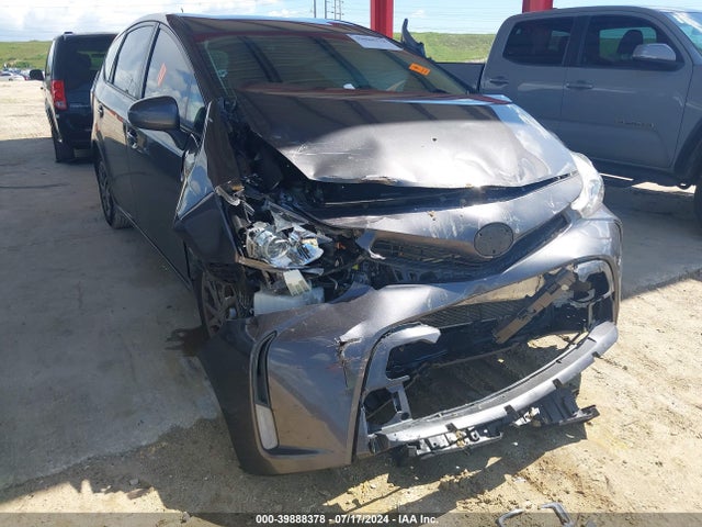 Toyota Prius V Four 2015 JTDZN3EU6FJ017863 Image 6