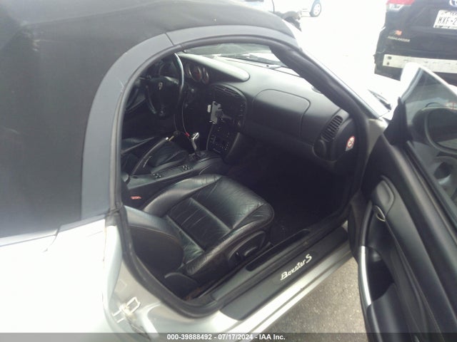 2002 PORSCHE BOXSTER WP0CB29872U660785 Photo 4