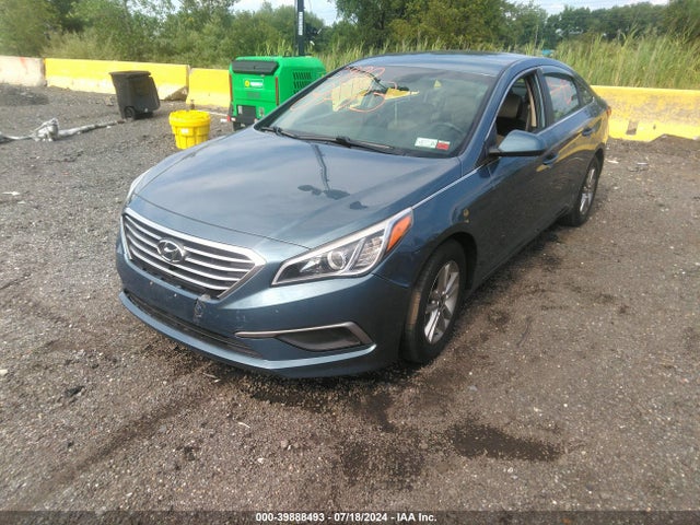 Hyundai Sonata 2017 5NPE24AF5HH570407 Image 2