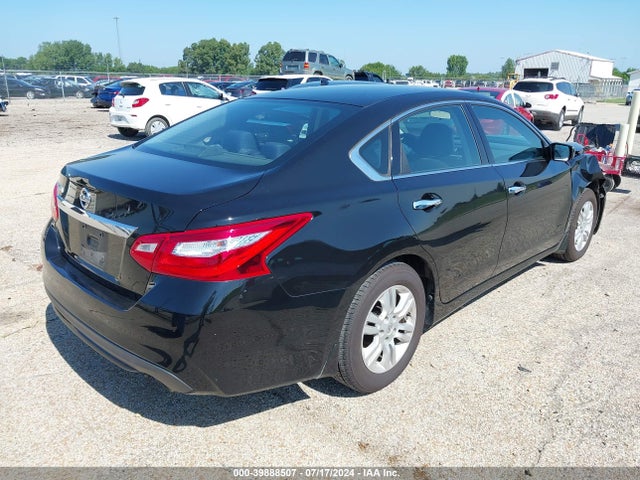 Nissan Altima 2.5 S 2017 1N4AL3AP8HC492334 Image 4