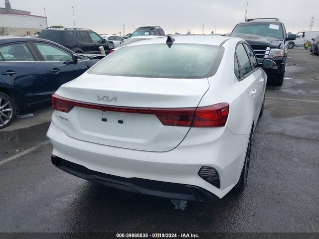KIA Forte Lxs 2022 3KPF24AD4NE500397 Image 16