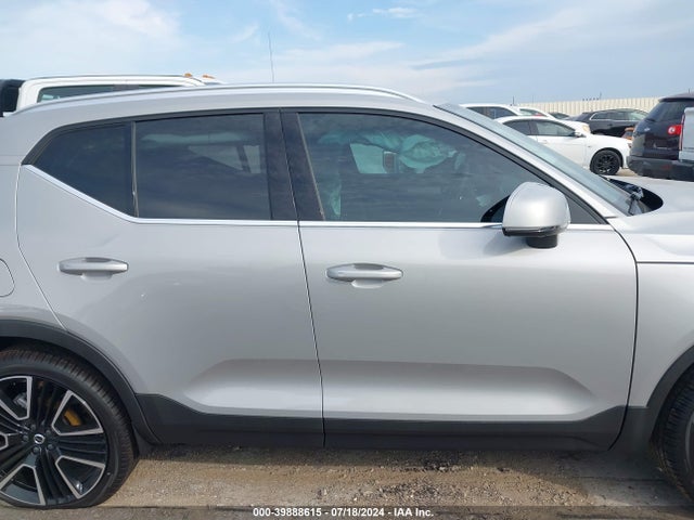 YV4L12UF3R2315748 Volvo Xc40 B5 Ultimate Bright Theme