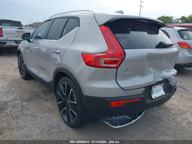 YV4L12UF3R2315748 Volvo Xc40 B5 Ultimate Bright Theme