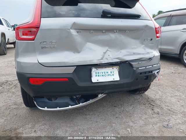 YV4L12UF3R2315748 Volvo Xc40 B5 Ultimate Bright Theme