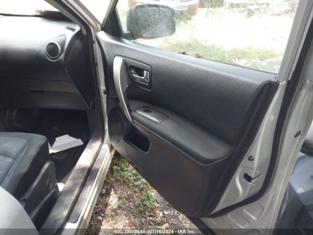 JN8AS5MV1EW705108 Nissan Rogue Select S
