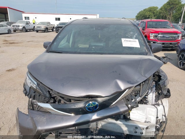 Toyota SIENNA XLE 2021 5TDJRKEC9MS024292 Image 12