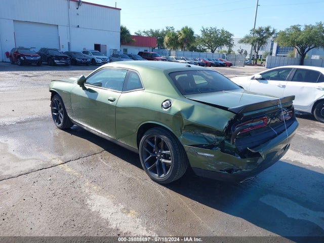 Продаж на аукціоні авто 2022 Dodge Challenger Sxt, vin: 2C3CDZAG7NH151295, номер лоту: 39888697