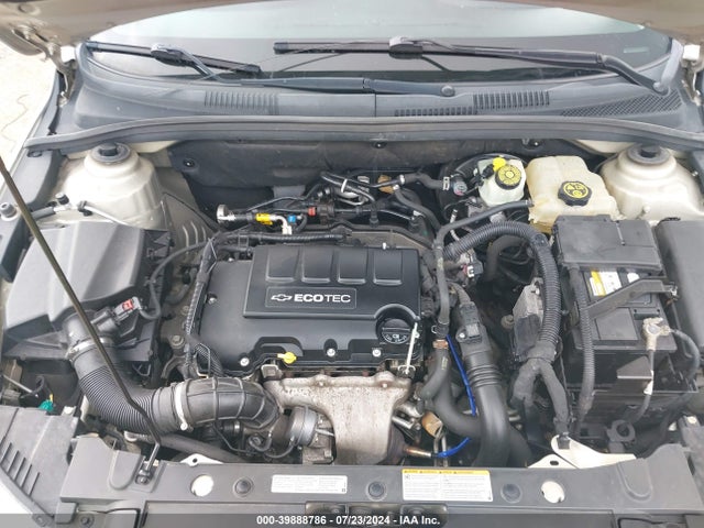 1G1PC5SB3E7146272 Chevrolet Cruze 1lt Auto