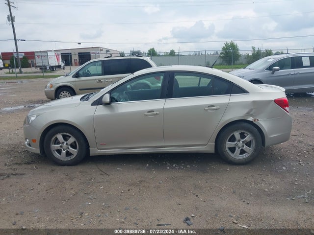 1G1PC5SB3E7146272 Chevrolet Cruze 1lt Auto