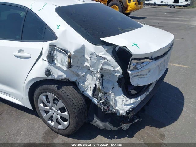 Toyota COROLLA LE 2020 5YFEPRAE5LP042237 Image 18