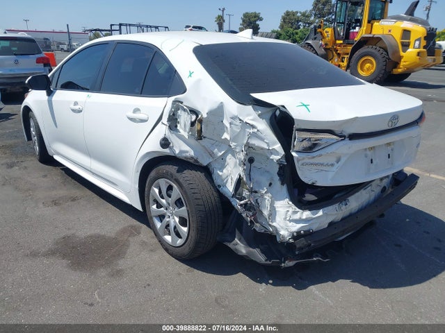 Toyota COROLLA LE 2020 5YFEPRAE5LP042237 Image 3