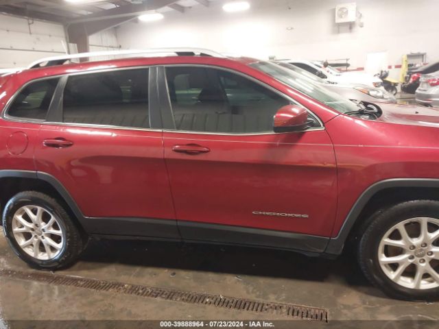 1C4PJLCB4GW362818 Jeep Cherokee Latitude