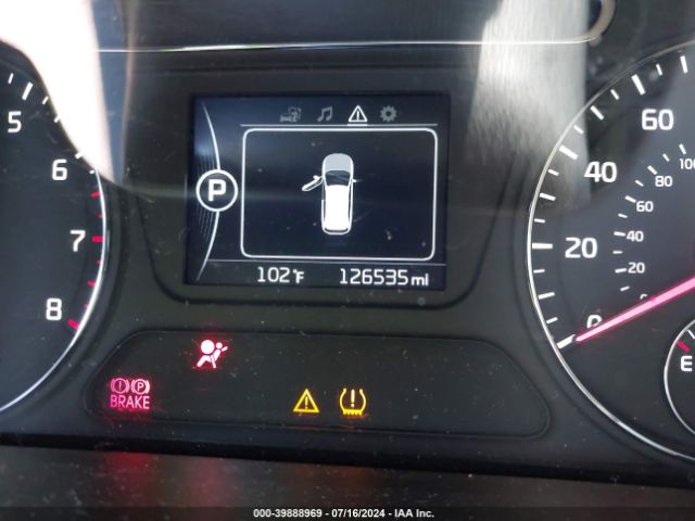 5XYPG4A57JG394619 KIA Sorento 3.3l Lx