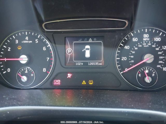 5XYPG4A57JG394619 KIA Sorento 3.3l Lx