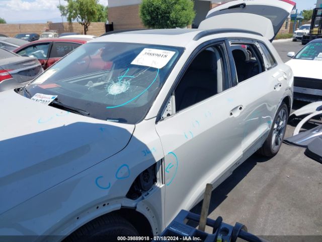 WA1AAAGE6NB002477 Audi E-tron Premium Quattro