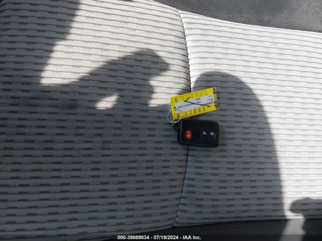 JTDZN3EUXGJ054108 Toyota Prius V Three