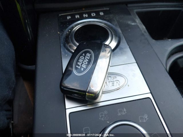 SALRGBBV7HA046916 Land Rover Discovery Se