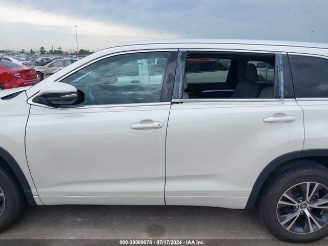 Toyota Highlander Xle V6 2016 5TDKKRFH2GS502343 Image 14