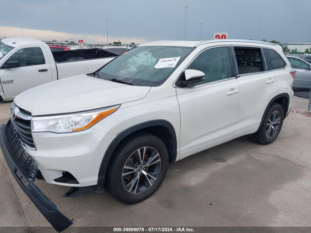 Toyota Highlander Xle V6 2016 5TDKKRFH2GS502343 Image 2