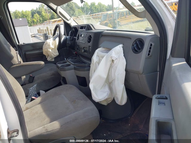 Ford E-250 Commercial 2014 1FTNE2EW3EDA43456 Image 5