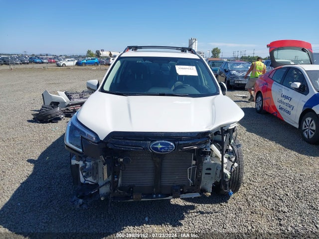 JF2SKAGC1NH514989 Subaru Forester Sport