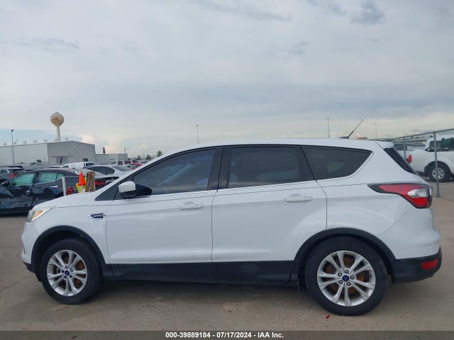 Ford ESCAPE SE 2017 1FMCU0GD1HUB21355 Image 14
