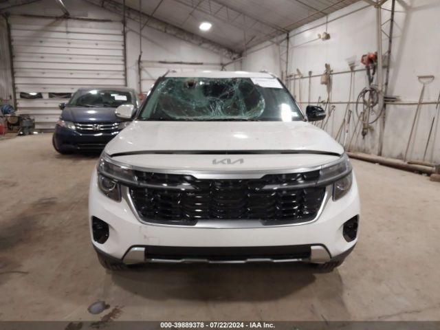 KNDERCAA1R7528008 KIA SELTOS EX