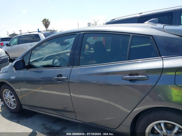 Toyota Prius Prime Premium 2018 JTDKARFP0J3098106 Image 15